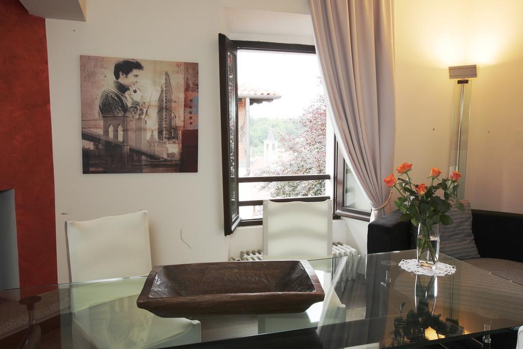 Il Castello B&B Varallo Pombia Kültér fotó