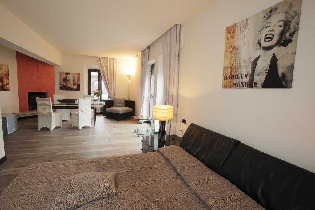 Il Castello B&B Varallo Pombia Kültér fotó